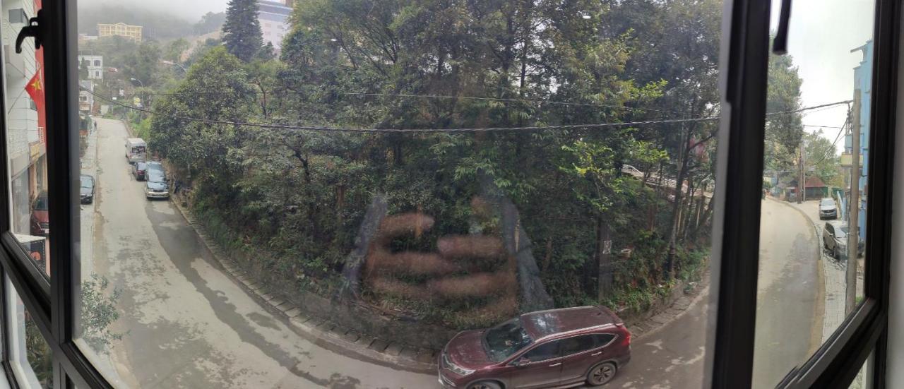 Hotel Khach San Rosalia Tam Ðảo Exteriér fotografie