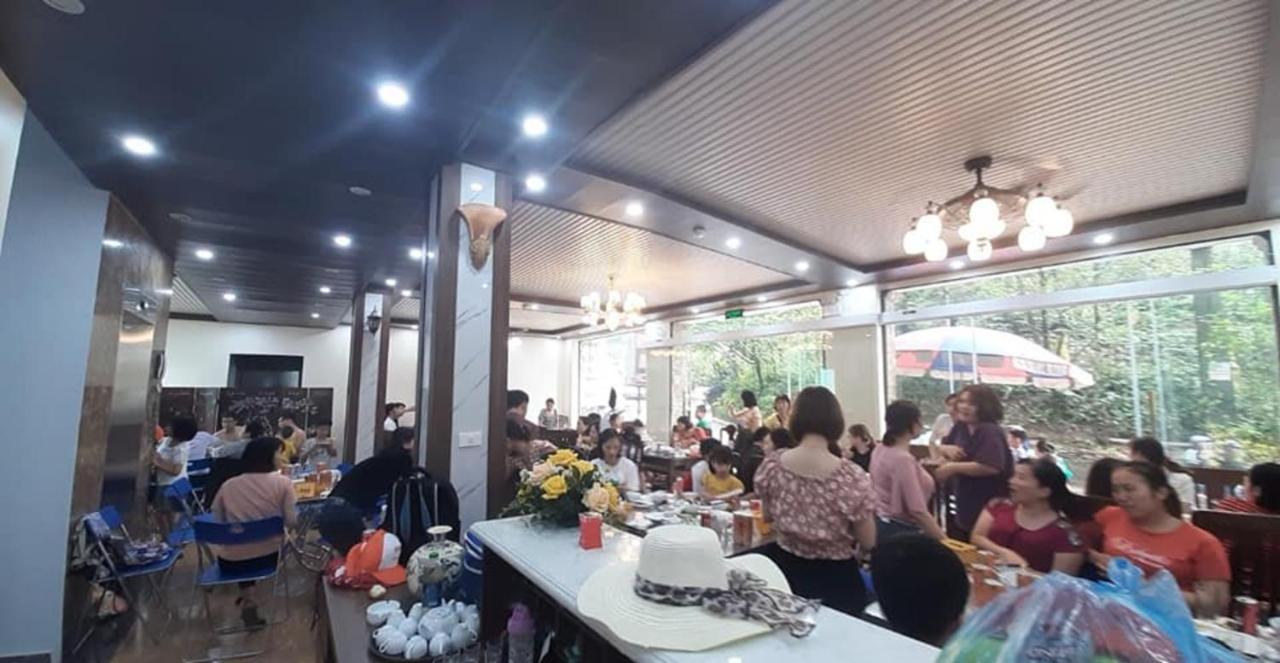 Hotel Khach San Rosalia Tam Ðảo Exteriér fotografie