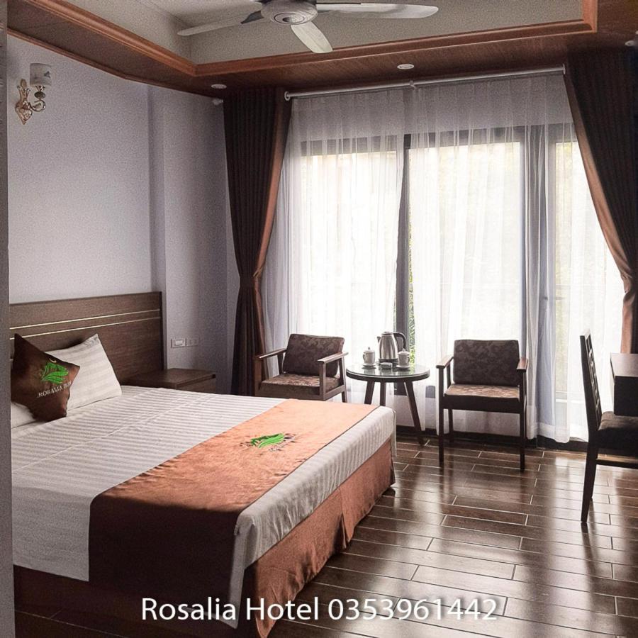 Hotel Khach San Rosalia Tam Ðảo Exteriér fotografie