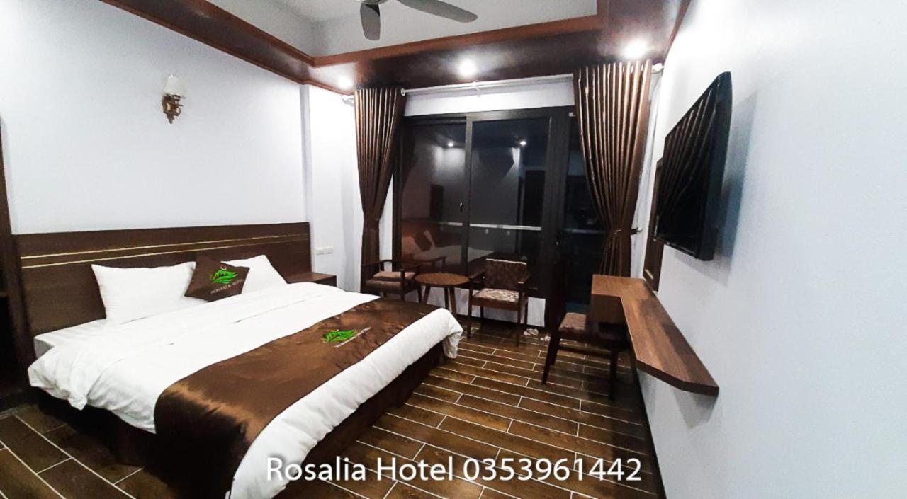 Hotel Khach San Rosalia Tam Ðảo Exteriér fotografie