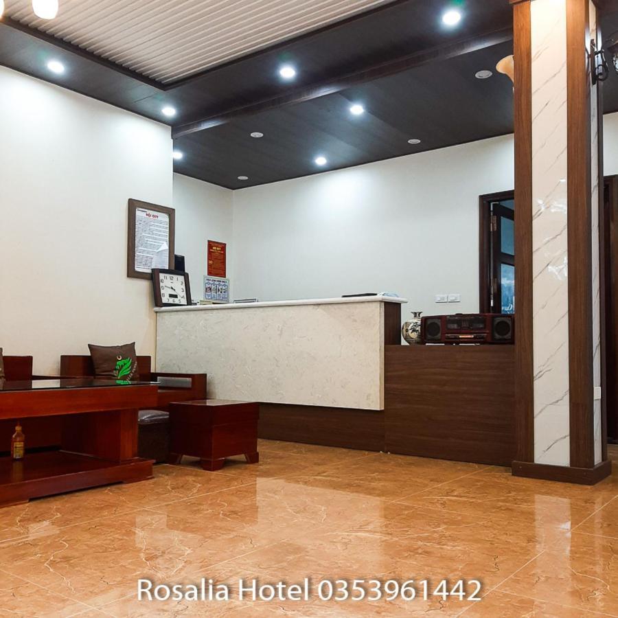 Hotel Khach San Rosalia Tam Ðảo Exteriér fotografie