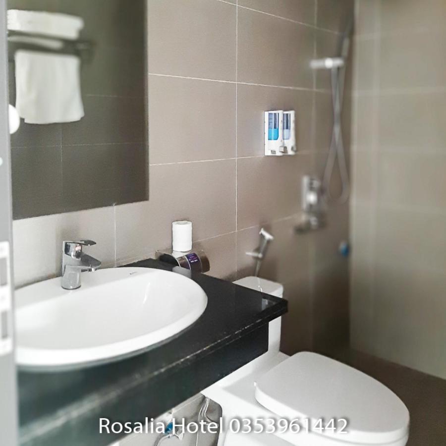 Hotel Khach San Rosalia Tam Ðảo Exteriér fotografie