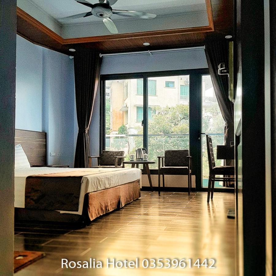 Hotel Khach San Rosalia Tam Ðảo Exteriér fotografie